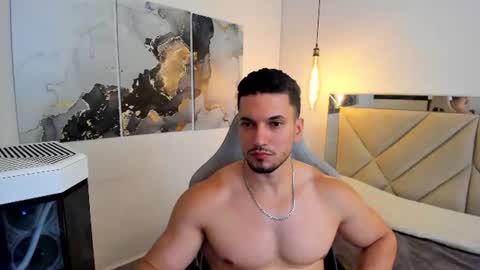 Snapshot of ryan_ward79 chatting on July 18, 2026, 2:05 am Ryan online show from July 18, 2026, 2:05 am