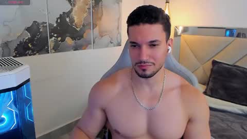 Snapshot of ryan_ward79 chatting on July 28, 2026, 8:52 pm Ryan online show from July 28, 2026, 8:52 pm