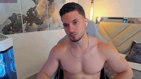 Snapshot of ryan_ward79 chatting on August 2, 2026, 12:25 pm Ryan online show from August 2, 2026, 12:25 pm