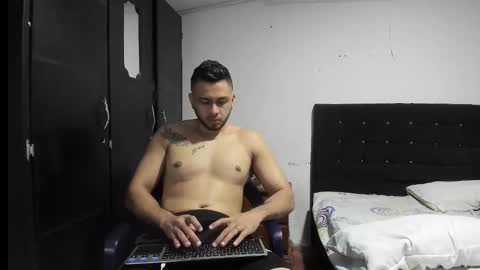 ryan_xc1 online show from November 5, 2025, 2:22 am