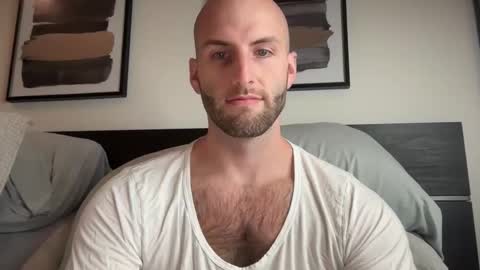 Ryan  Chad online show from November 5, 2025, 2:50 pm