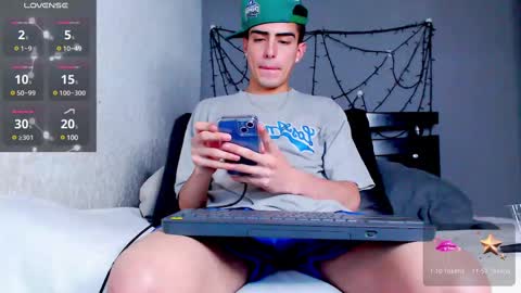 Ryannhill  online show from February 13, 2025, 6:20 am