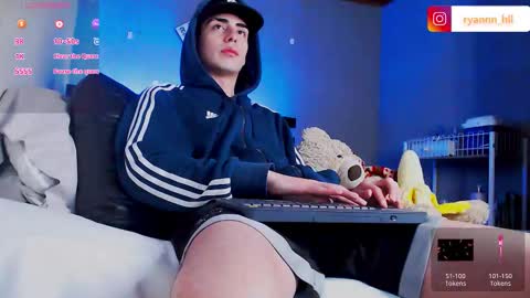 Ryannhill  online show from September 19, 2025, 8:05 am