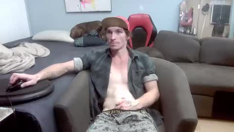Ryan Tee online show from September 22, 2025, 1:02 pm