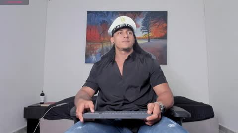 ryanwhite3 online show from April 12, 2026, 9:31 pm