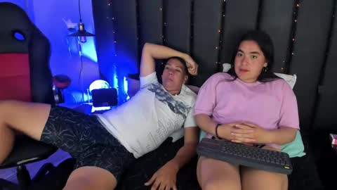 Ryder and Violet online show from January 15, 2025, 11:51 pm