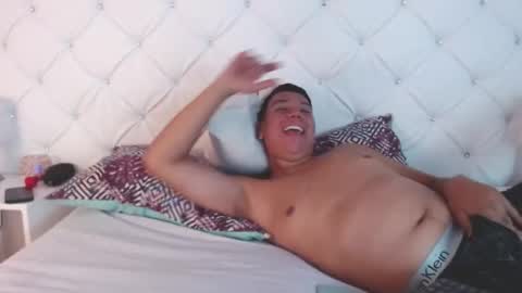 Ryder and Violet online show from February 11, 2025, 3:40 am