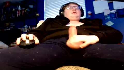 Dennis online show from December 14, 2025, 8:24 pm