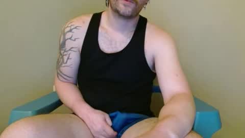 Snapshot of rylancolt chatting on December 23, 2025, 4:32 am Rylan Colte online show from December 23, 2025, 4:32 am