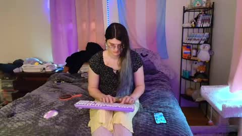 Ryn Michele online show from June 1, 2026, 11:17 pm