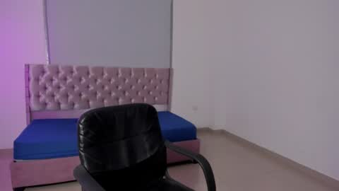 ryo_kush0 online show from August 5, 2026, 12:52 pm