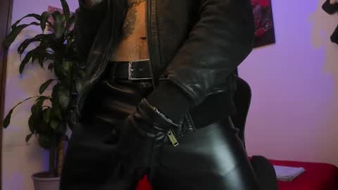 leopmonk help me reach 100 thumbs up online show from September 30, 2025, 1:27 pm