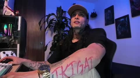 leopmonk help me reach 100 thumbs up online show from November 10, 2025, 2:10 am