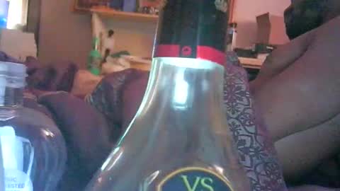 Snapshot of s4h4r4_fir3 chatting on September 25, 2025, 5:05 pm W4TER FIR3 online show from September 25, 2025, 5:05 pm