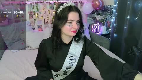 Kate online show from December 7, 2024, 8:38 pm