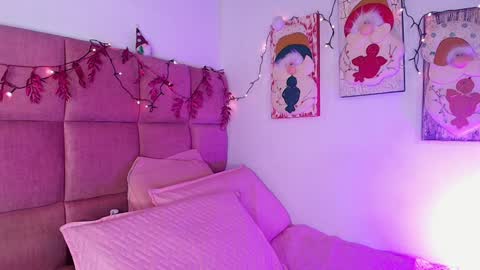Samantha online show from December 12, 2024, 3:21 am