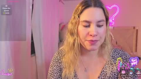 saaya_tay online show from March 3, 2026, 3:12 am