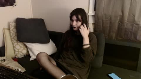 sabinewinters online show from March 31, 2026, 2:57 am