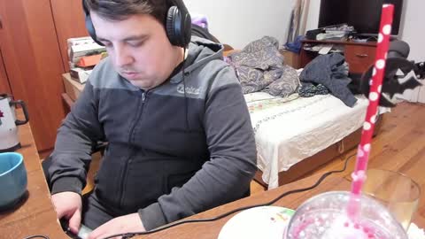 1141323  my Lord Mister Max   moms treasure online show from January 16, 2025, 2:41 am