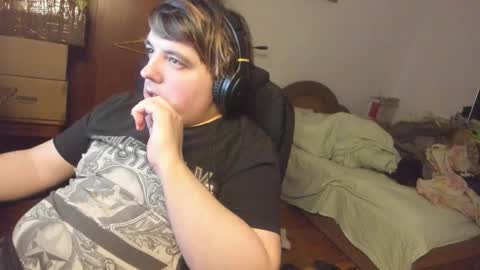 1141323  my Lord Mister Max   moms treasure online show from February 15, 2026, 5:09 pm