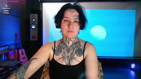 Lilith Solar online show from March 28, 2026, 4:39 pm