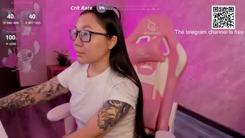 Snapshot of sabrina_sven chatting on February 18, 2026, 12:06 am GMT7TueWedThuFriSatSun 0100am-0700am online show from February 18, 2026, 12:06 am