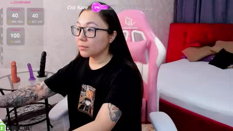 Snapshot of sabrina_sven chatting on February 26, 2026, 12:20 am GMT7TueWedThuFriSatSun 0100am-0700am online show from February 26, 2026, 12:20 am