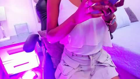 SabrinnaBrownn online show from November 12, 2025, 4:46 am