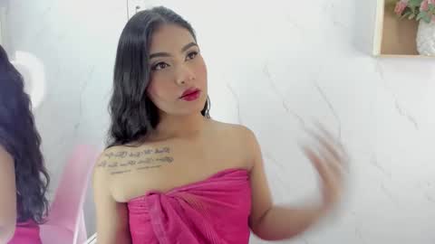 mariana  online show from September 26, 2025, 10:14 pm