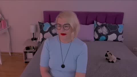 Sabrina MacMarren online show from February 23, 2025, 7:11 am