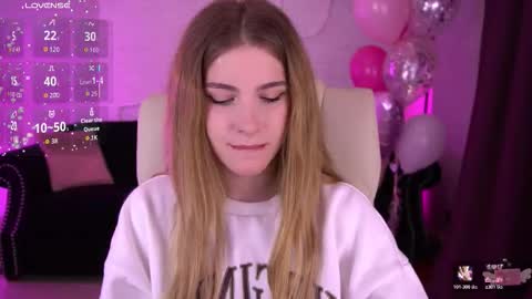 Snapshot of sabrinamuse chatting on February 15, 2026, 7:51 am Sabrina online show from February 15, 2026, 7:51 am