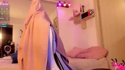 Sabrina  online show from January 18, 2026, 3:43 am