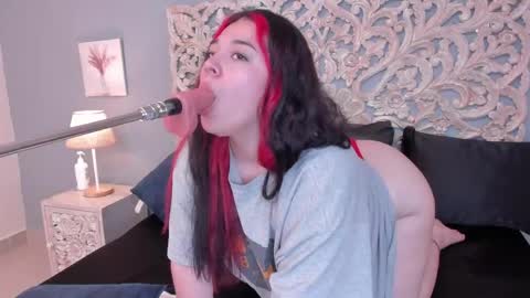 sabrinna  online show from April 30, 2026, 8:15 pm