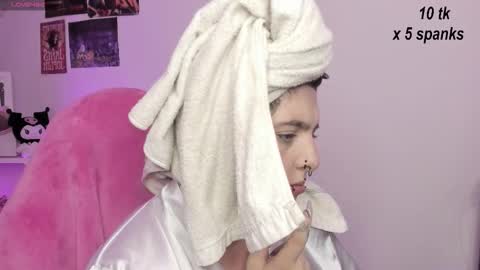 Snapshot of sachi_meow chatting on October 23, 2025, 10:47 am Ig online show from October 23, 2025, 10:47 am