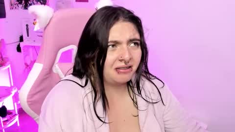 Snapshot of sachi_meow chatting on November 10, 2025, 12:04 pm Ig online show from November 10, 2025, 12:04 pm