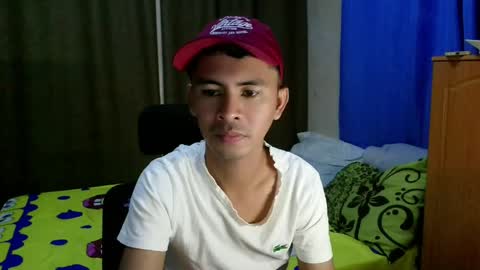 Sachu01 online show from May 18, 2026, 9:04 am