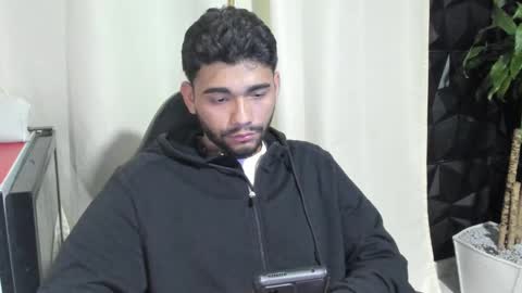 Snapshot of sack_rojas chatting on December 3, 2024, 5:09 am Sack online show from December 3, 2024, 5:09 am