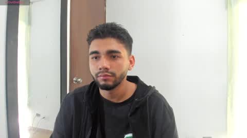 Snapshot of sack_rojas chatting on February 27, 2025, 2:32 pm Sack online show from February 27, 2025, 2:32 pm