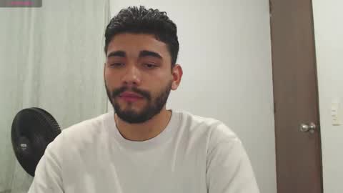 Snapshot of sack_rojas chatting on September 28, 2025, 1:44 am Sack online show from September 28, 2025, 1:44 am