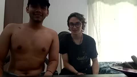 Snapshot of sack_rojas chatting on November 16, 2025, 4:34 pm Sack online show from November 16, 2025, 4:34 pm