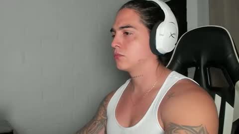 Im CryDuran    Instagram   CryDuraann  online show from January 16, 2026, 10:14 pm