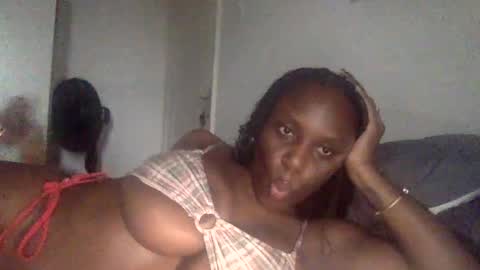 Snapshot of sade991803 chatting on July 5, 2026, 11:39 am Onika online show from July 5, 2026, 11:39 am