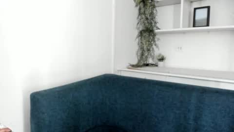 Cami online show from April 23, 2026, 7:16 pm