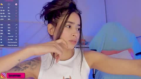 saely1 online show from March 16, 2026, 5:44 am