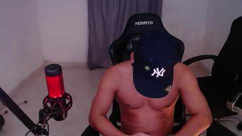 saenz_hotx online show from February 11, 2025, 6:08 am