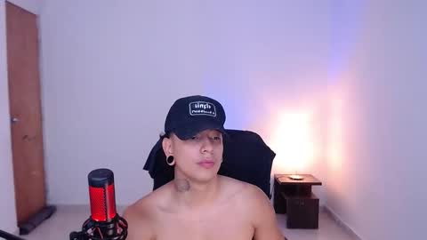 saenz_hotx online show from October 9, 2025, 4:16 pm