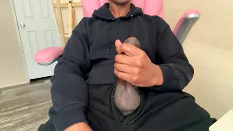 Snapshot of saeonyx chatting on February 24, 2026, 5:22 pm Saeonyx online show from February 24, 2026, 5:22 pm