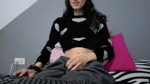 Safiro Queen online show from April 13, 2026, 12:21 pm