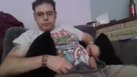 saggyballs83 online show from May 6, 2026, 12:32 pm