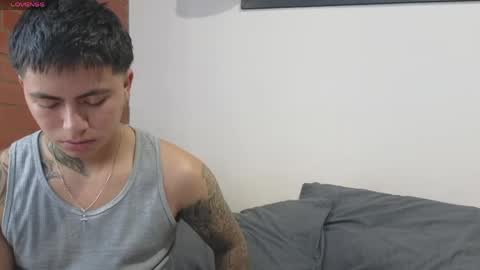 Snapshot of sahara_n_thiago chatting on May 22, 2026, 11:49 am Sahara y Thiago online show from May 22, 2026, 11:49 am